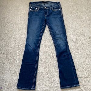 Express jeans Stella barely boot cut lowrise in size 6L